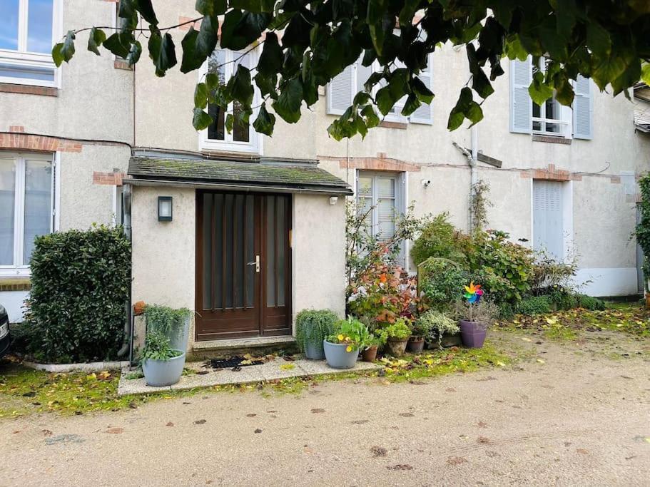 אורליאן Chaleureux Appart, Proche De La Loire Avec Parking מראה חיצוני תמונה